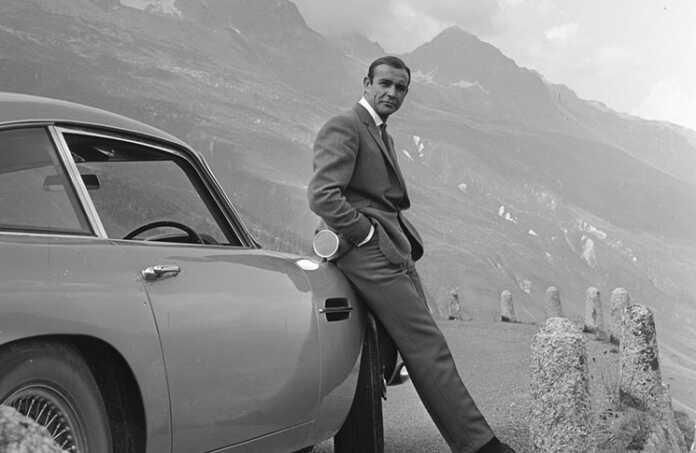 James Bond Dangerous Liaisons Bond Villains Chase Card F31